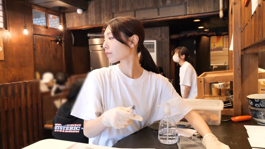 일본의 흔하지 않은 우동가게.jpg_27.png