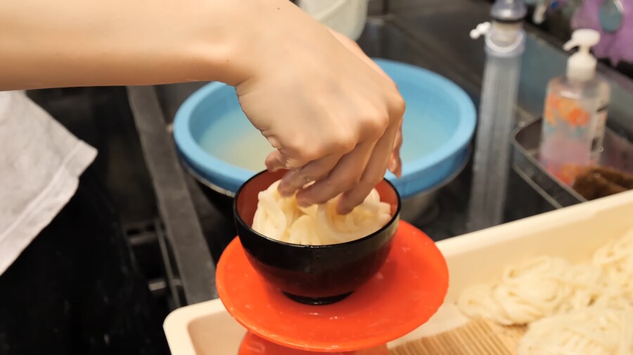 일본의 흔하지 않은 우동가게.jpg_29.png