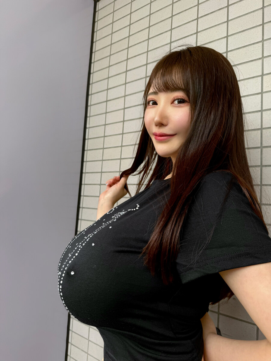 남들보다 조금 크다는 그녀.jpg_4.jpg