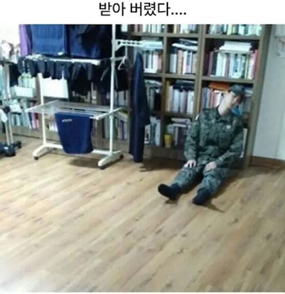 안녕? 마법소녀하지 않을래?_2.jpg
