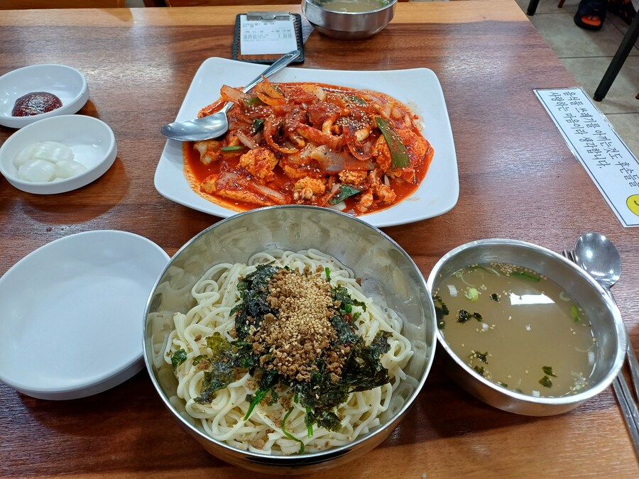 혼자 여행할 때 의외로 발목 잡는 경우.JPG_1.jpg