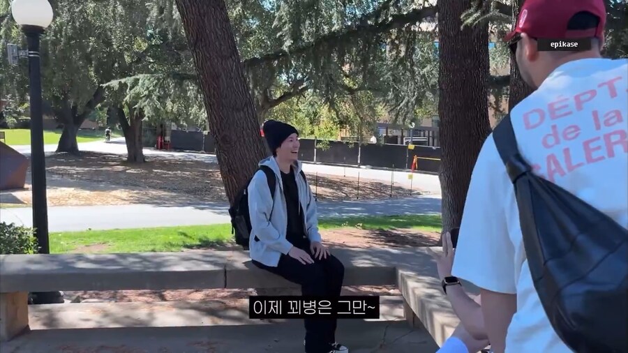 유튜브 골드버튼 받을겸 스탠포드 간 에픽하이_14.png