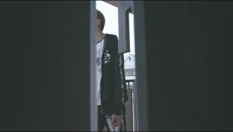 옆집에서 살인사건이 일어난거 같다._8.jpg