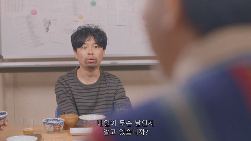 남극기지에서 미쳐가는 남극대원들_5.jpg