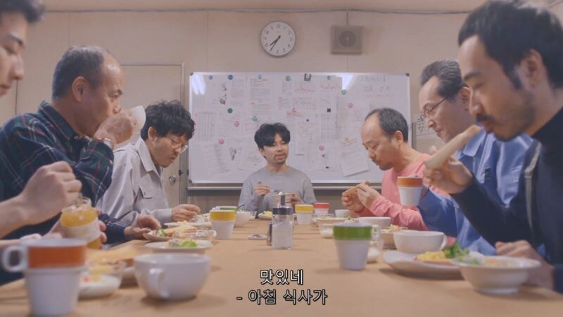 남극기지에서 미쳐가는 남극대원들_19.jpg