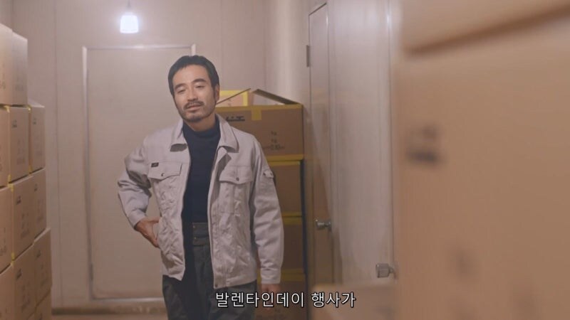 남극기지에서 미쳐가는 남극대원들_34.jpg