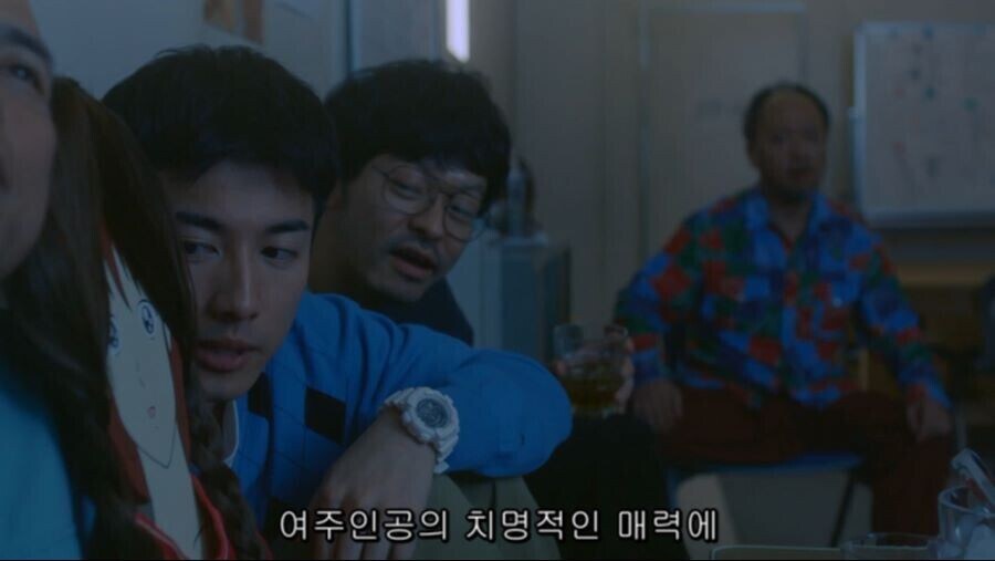 여자가 없는 남극기지에서 미쳐가는 남극대원들_17.jpg