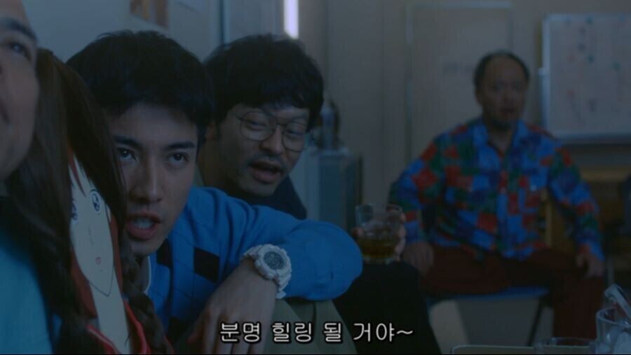여자가 없는 남극기지에서 미쳐가는 남극대원들_18.jpg