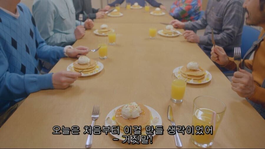 여자가 없는 남극기지에서 미쳐가는 남극대원들_23.jpg