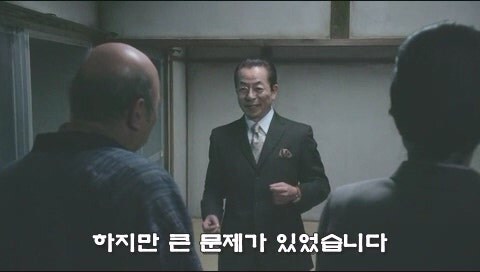 피가 아닌 돈으로 이어졌던 가족관계의 최후_45.jpg