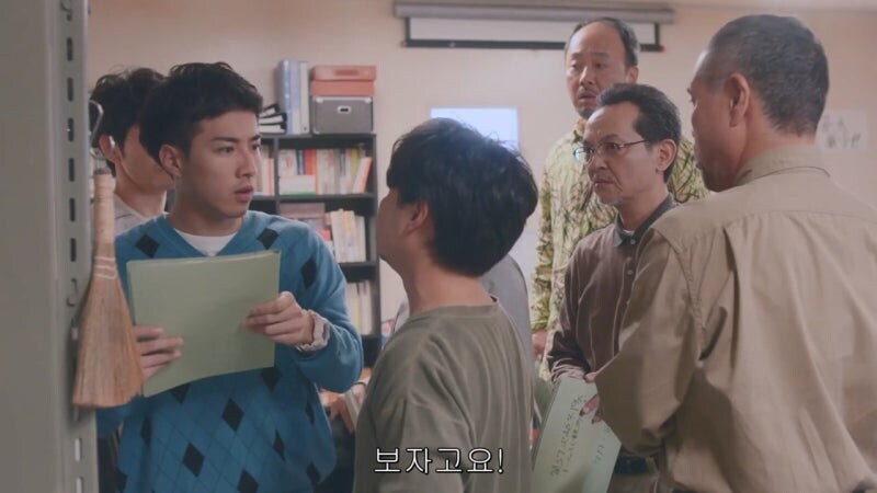 남극기지에서 똥 쌀때는 사람들이 쳐다봄_21.jpg