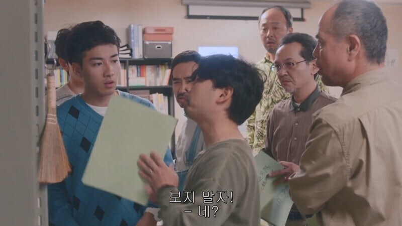 남극기지에서 똥 쌀때는 사람들이 쳐다봄_19.jpg