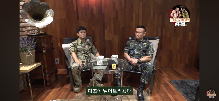 특수부대 훈련중에 일주일간 잠도 못재우는 이유_8.jpg