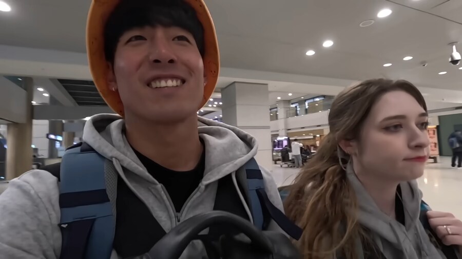 어쩐지 부루마블을 잘 하던 아내.jpg_3.png