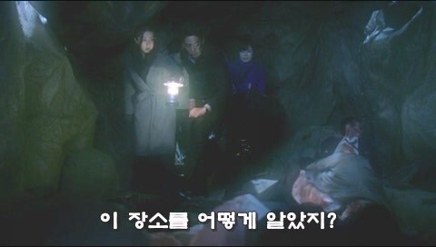 경찰 연쇄 납치 살인사건을 취재하는 언론의 정체_24.jpg