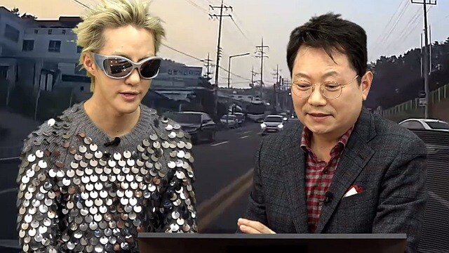 2077년 한문철 티비_1.jpg