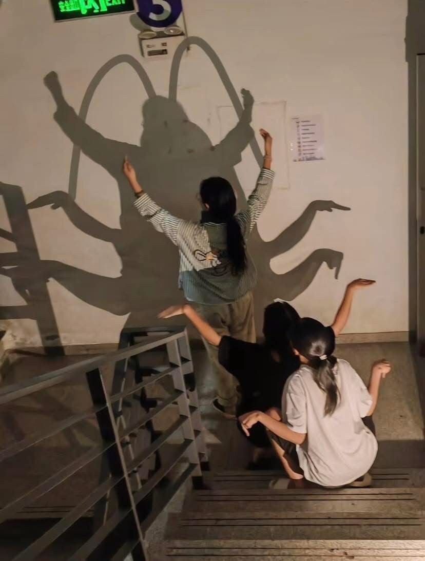 초대형 바퀴벌레를 만들어보자_1.jpg