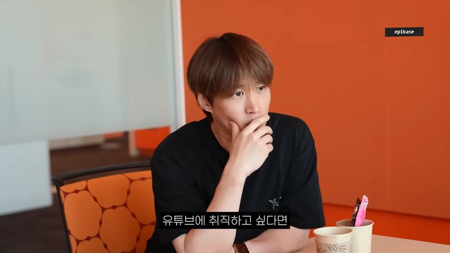 흔하지 않은 유튜브 취직 방법_2.png