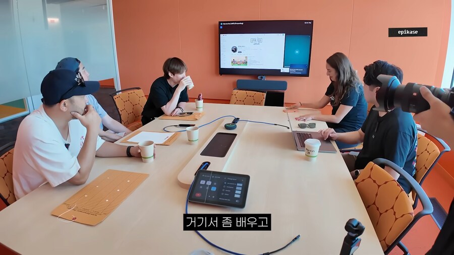 흔하지 않은 유튜브 취직 방법_9.png
