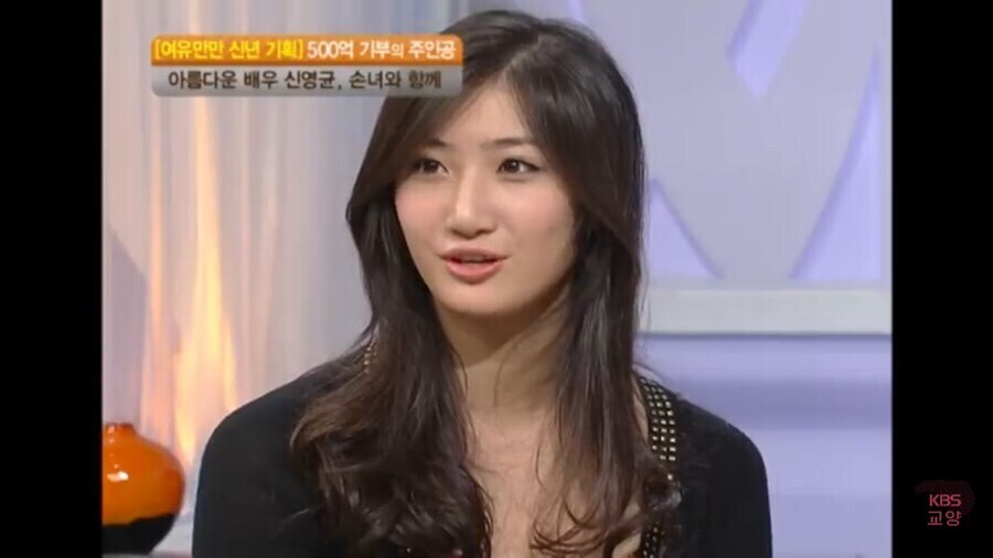 케이팝) ??? : 은재님 이제 나오셔야해요 골든 1위라고요_2.jpg