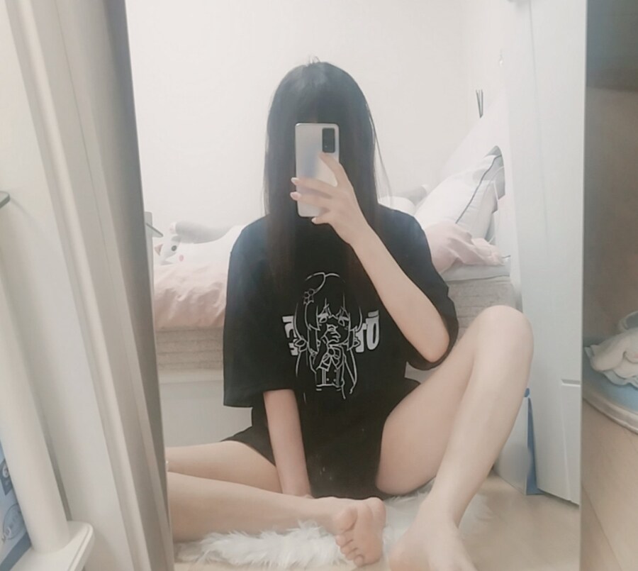 호불호 갈리는 오프숄더_2.jpg