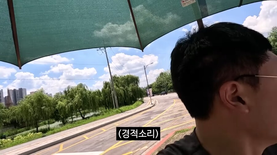 충주맨이 민생회복 소비쿠폰 홍보하는 영상_19.png