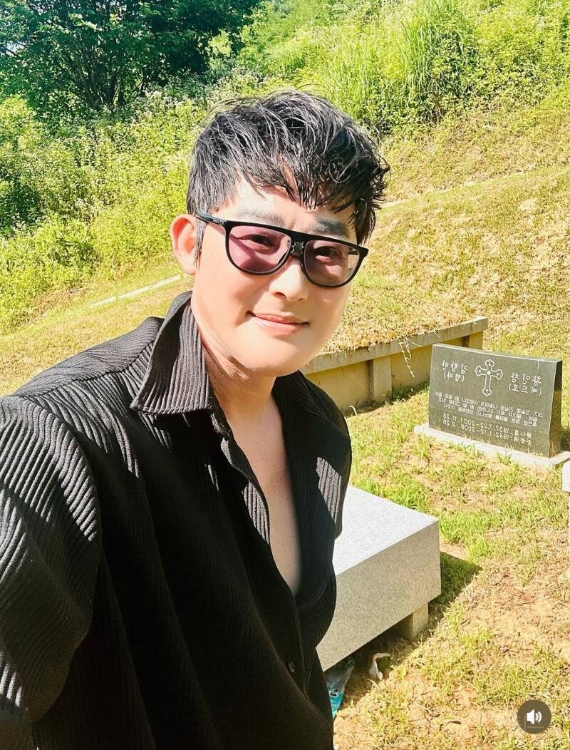 이미지 변신으로 아무도 못알아봤다는 유명 디자이너.JPG_2.jpg