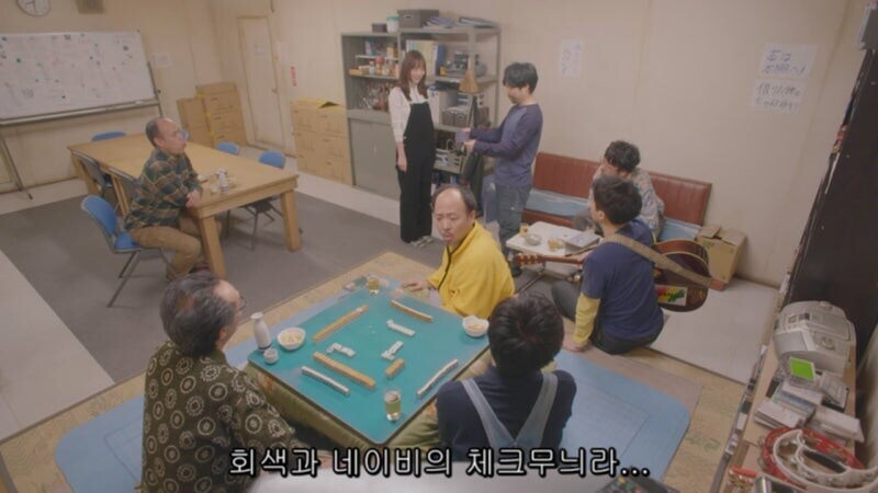 남극에서 조난당한 여자를 주워버린 남극기지 대원들_44.jpg