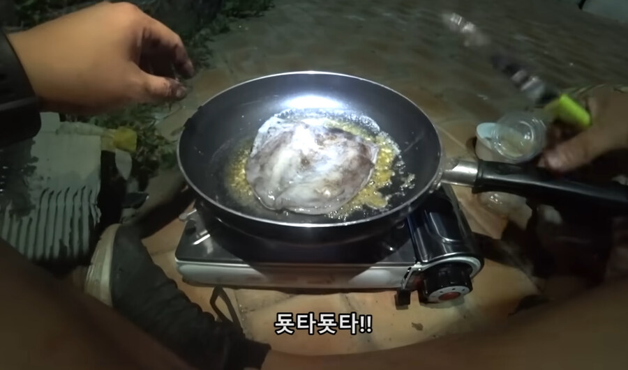 우마) 촬영 이외에는 사용하지 않는 프라이팬_3.jpg