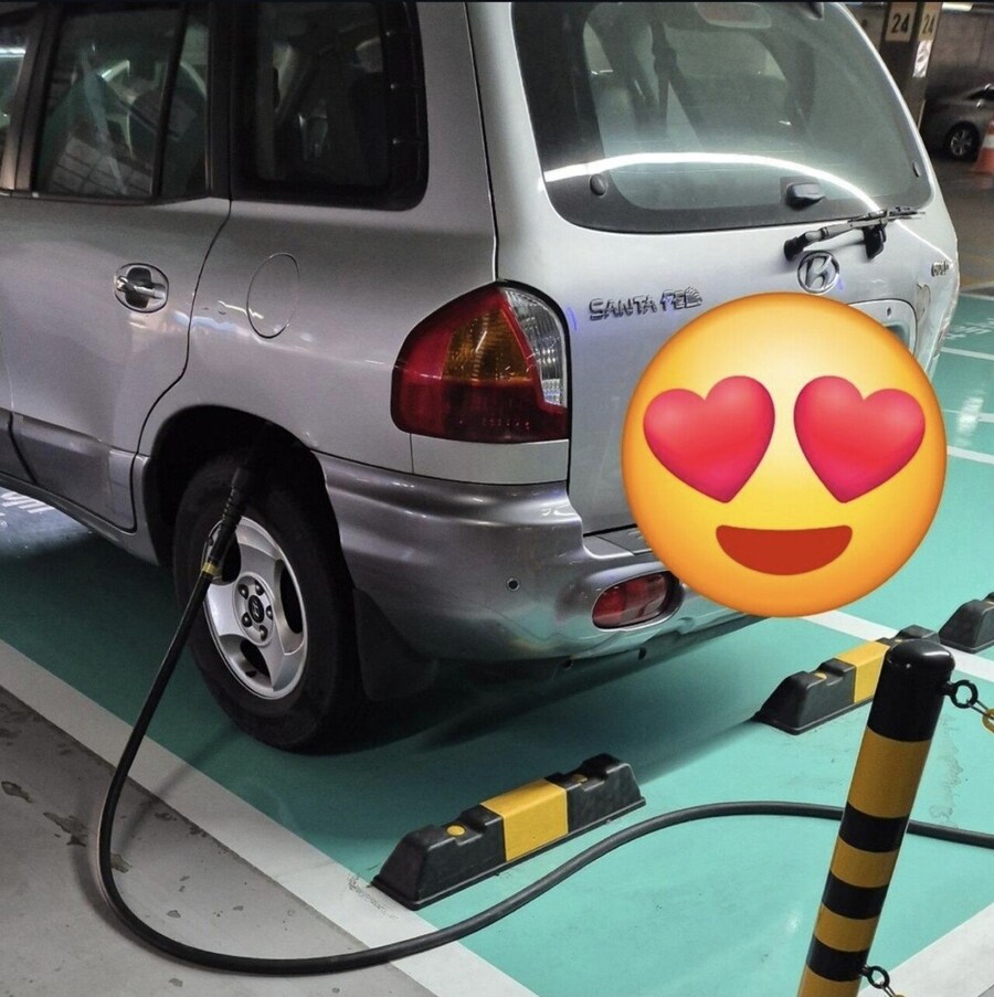현대자동차 레트로 싼타페EV 출시 ㄷㄷ_1.jpg