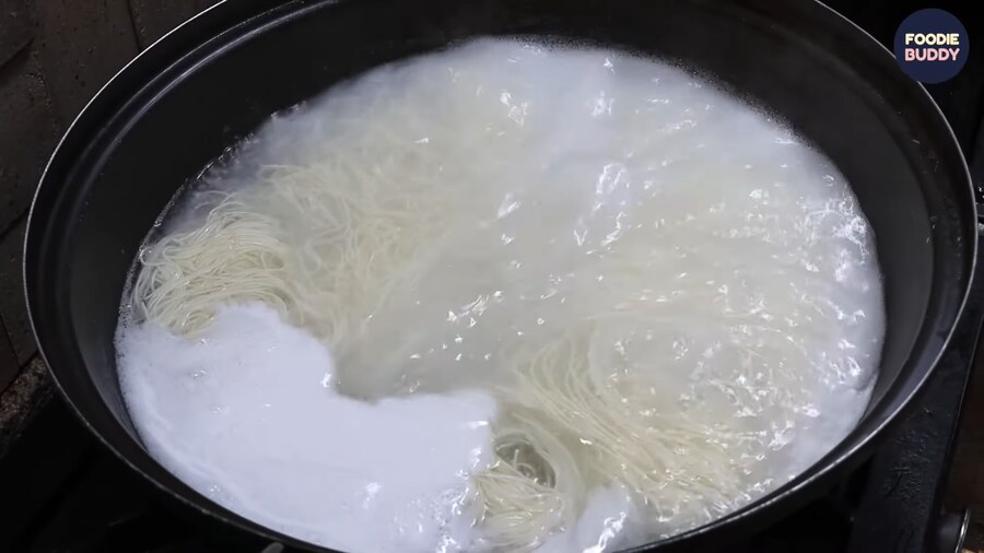 고급보디들을 위한 비빔국수.jpg_2.png