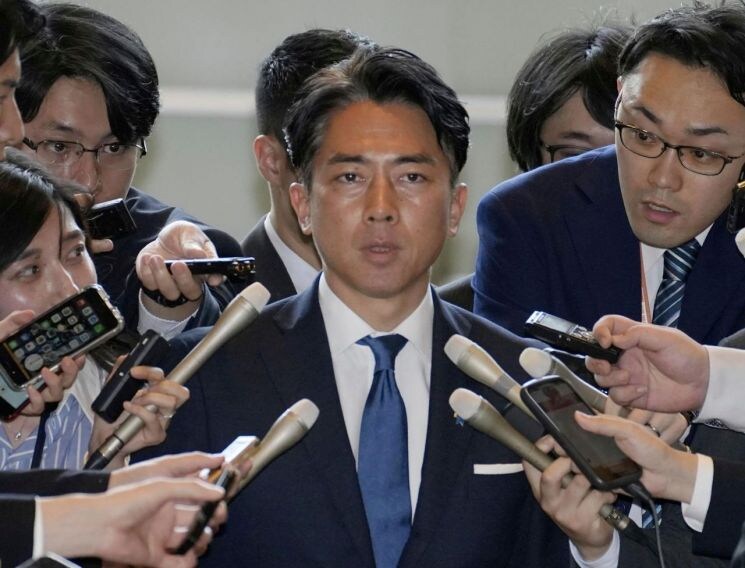 “방한 소감은 어떠십니까 고이즈미 농림상?”_1.jpg