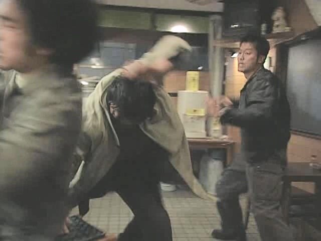 열혈형사 주인공이 좌천당한 이유_20.jpg