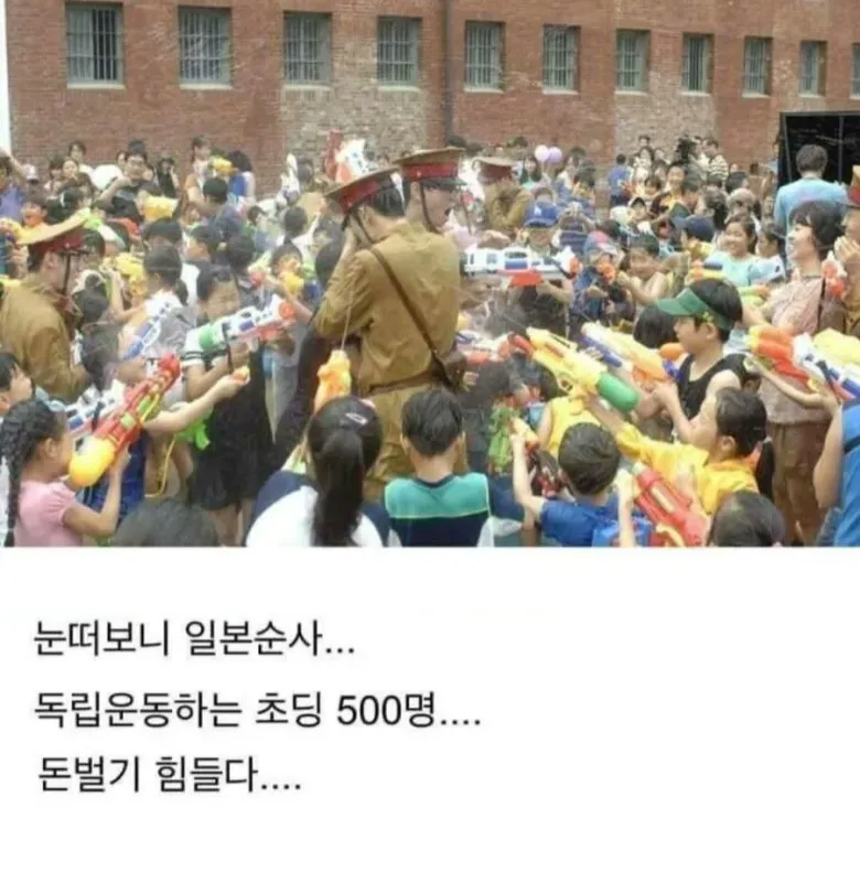 돈 벌려고 애쓰는 알바들_2.webp