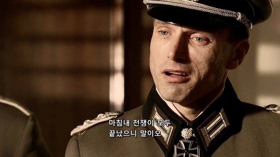 적군 가오 살려주는 미국군인_3.jpg