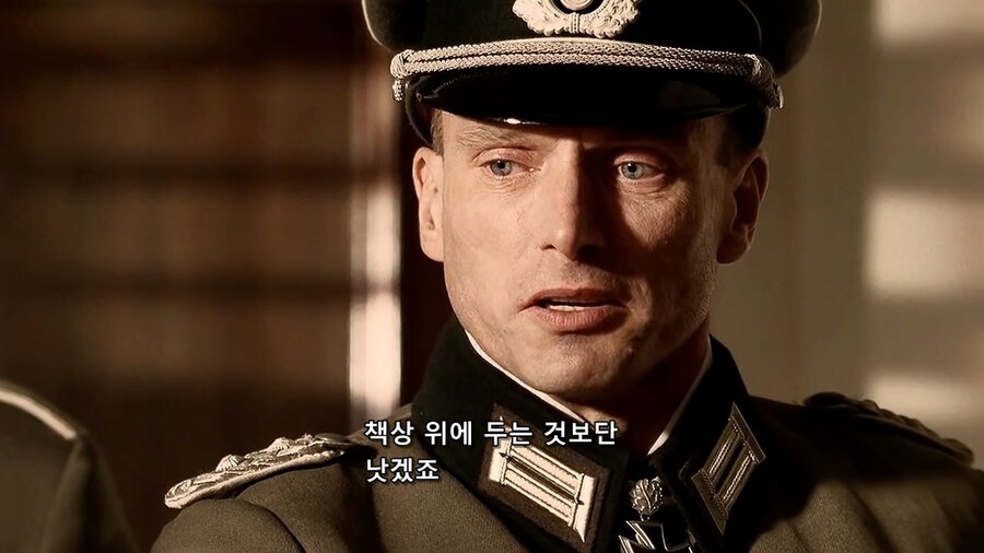 적군 가오 살려주는 미국군인_7.jpg