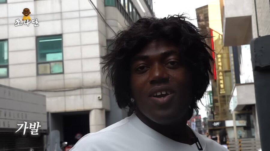 조나단 이 머리는 도대체 머야???_4.png