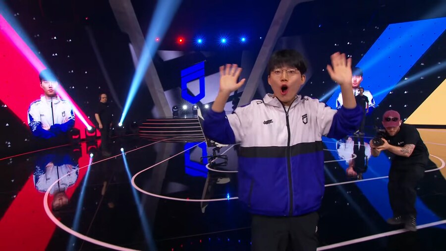 철권) 물골드 세레머니에 경악하는 스태프ㅋㅋㅋ_3.png