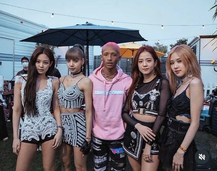 블랙핑크와 블랙핑크_1.jpg