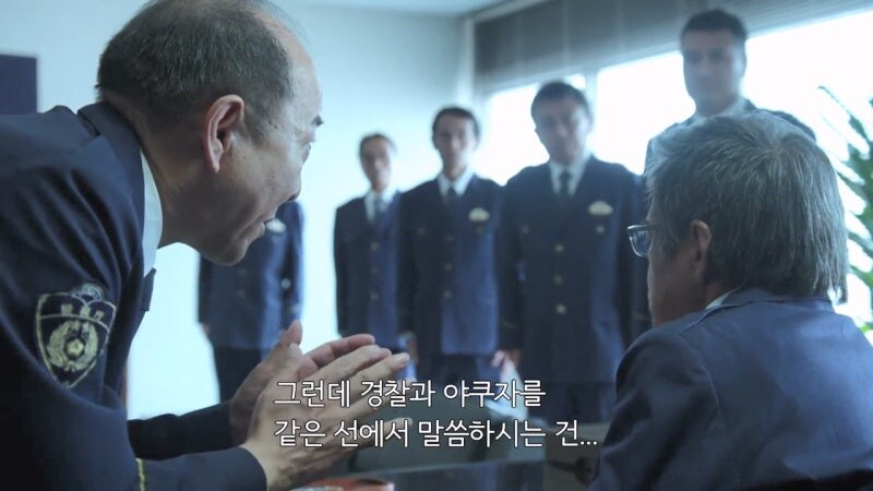 권총 암살을 당한 여경찰의 최후_15.jpg