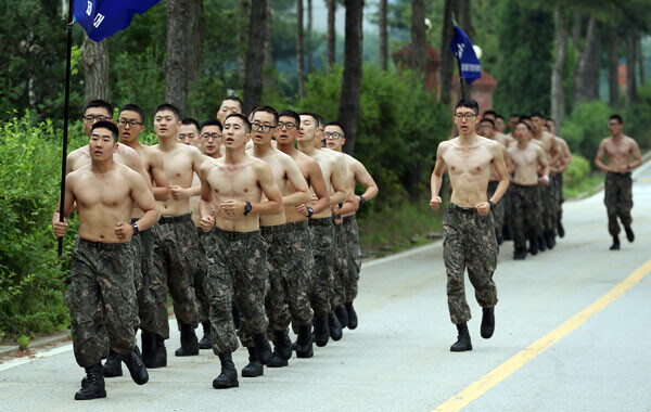 대한민국 최대 규모 러닝 크루 달리기 봐라 ㄷㄷ;;;_1.jpg