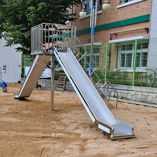 옛날 놀이터 특_3.jpg
