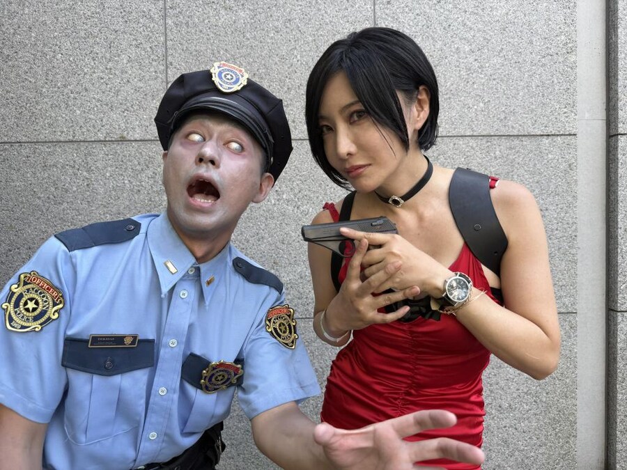호불호 갈리는 40대 코스플레이어_4.jpg