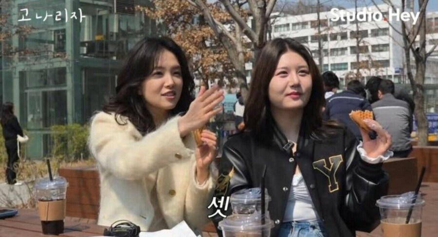 사귄지 반년 된 풋풋한 캠퍼스 커플.jpg_8.jpg
