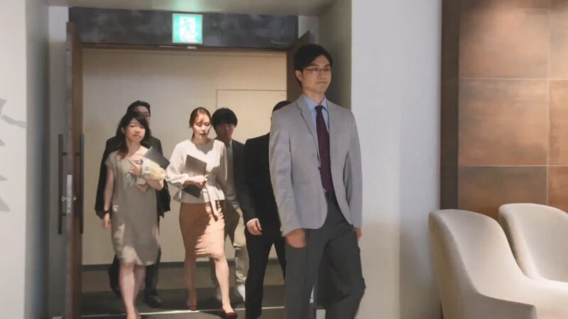 친구라고 믿었던 놈때문에 28년동안 고통받았던 남자의 최후_15.jpg