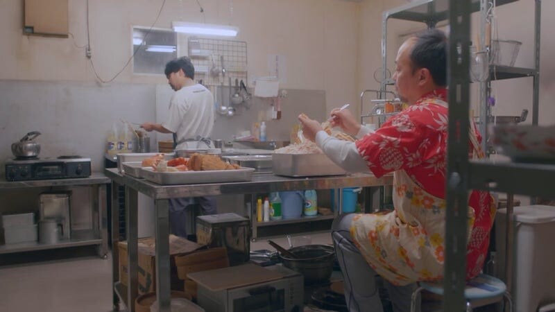 300만원짜리 생일케이크때문에 연쇄살인이 벌어지는 과정_3.jpg