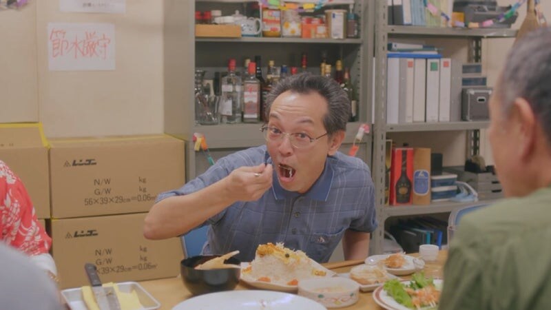 300만원짜리 생일케이크때문에 연쇄살인이 벌어지는 과정_25.jpg