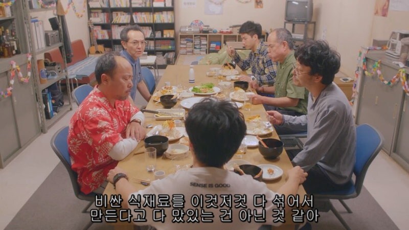 300만원짜리 생일케이크때문에 연쇄살인이 벌어지는 과정_36.jpg