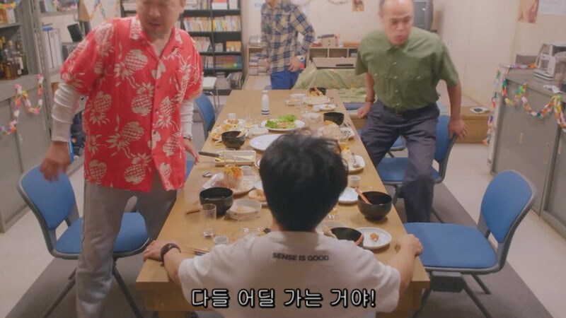 300만원짜리 생일케이크때문에 연쇄살인이 벌어지는 과정_40.jpg