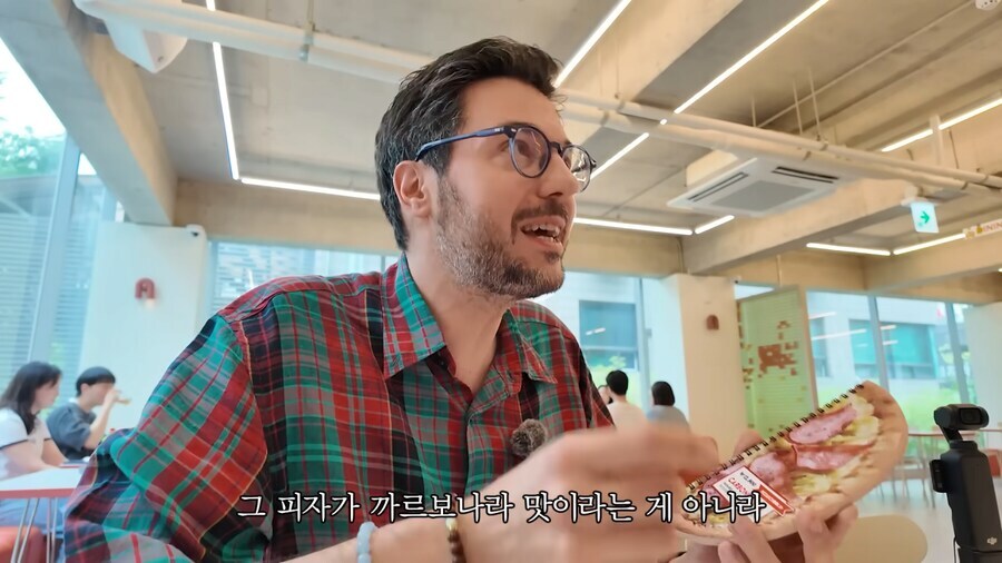 자랑스런 k문화 츄라이중인 미슐랭스타쉐프_1.jpg